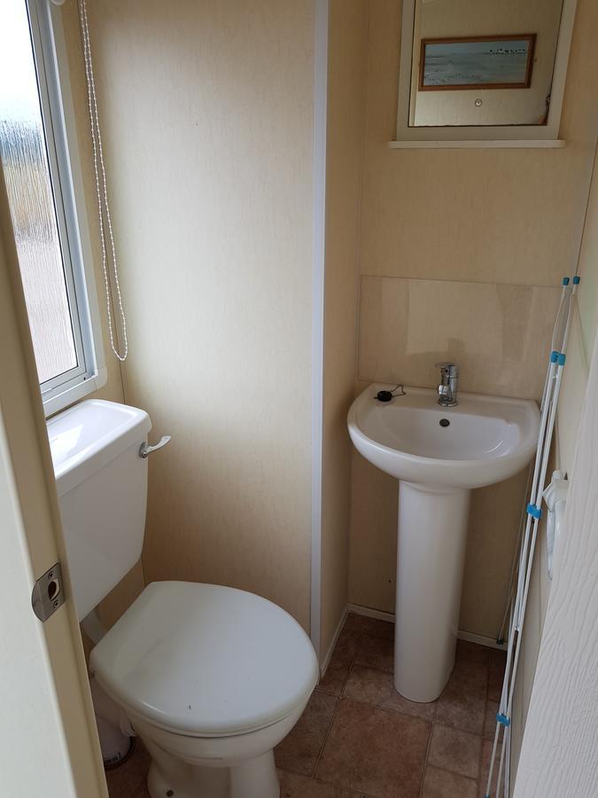 Pitch & Canvas - Self Catering At Broad Oak Farm Hotel Tattenhall Esterno foto